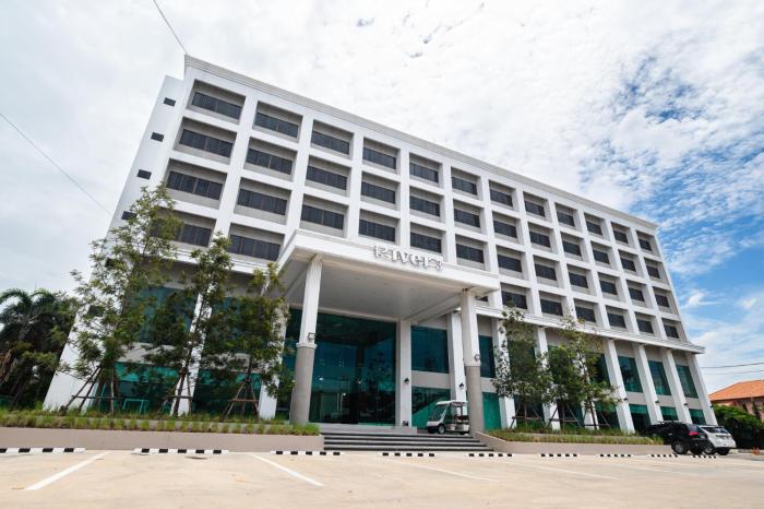 river hotel the outstanding venues nakhon pathom
