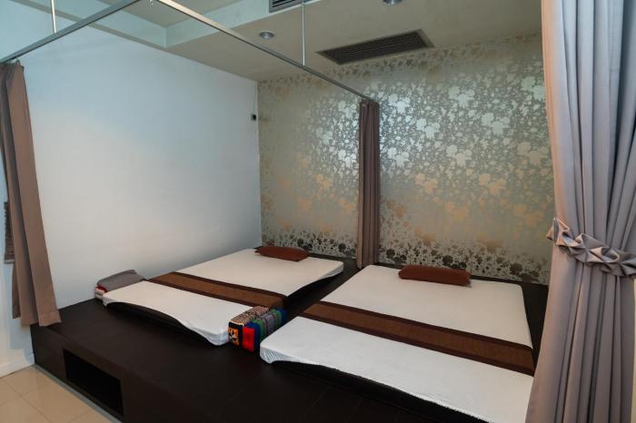 river hotel the outstanding venues nakhon pathom
