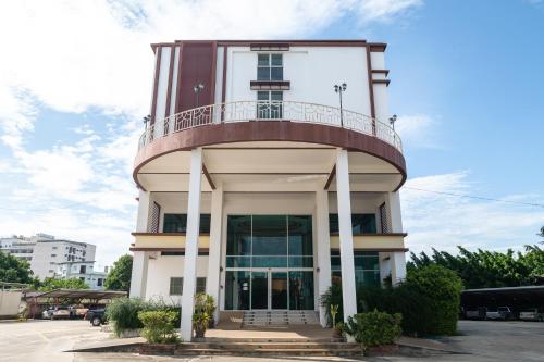 river hotel the outstanding venues nakhon pathom