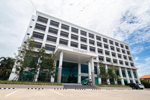 River Hotel - The Outstanding Venues Nakhon Pathom,,4 star