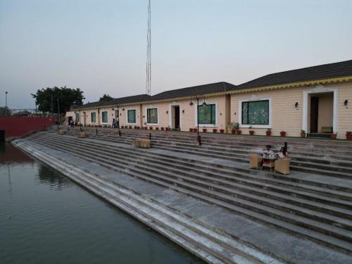 ayodhya haat luxury cottages