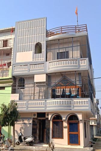 Saraswati Sadan Home Stay Ayodhya,,4 star