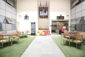 collection o vijay palace