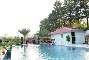 aroma green resort