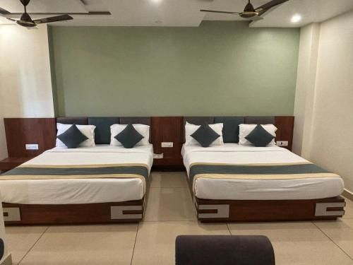 hotel omkareshwar inn