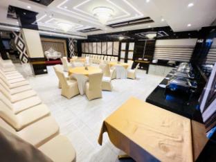 hotel roop highlights