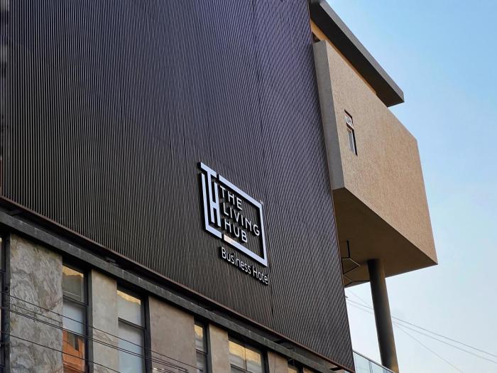 the living hub business hotel kolhapur