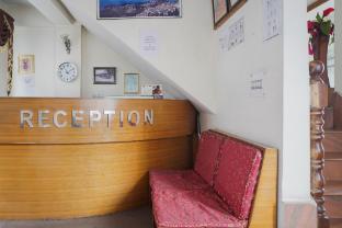 collection o shanti priya