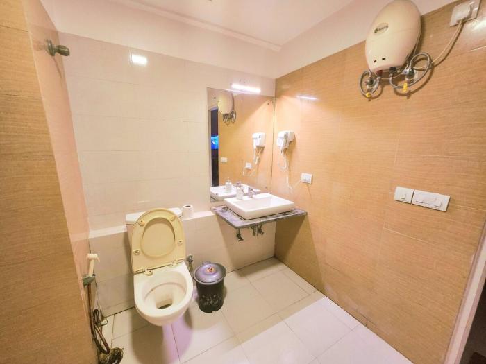 xanadu studio apartment 902