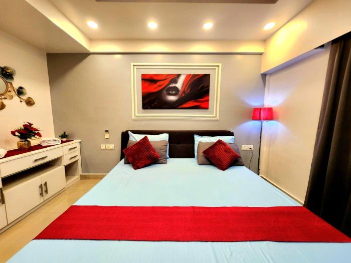 xanadu studio apartment 902