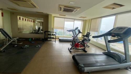 xanadu studio apartment 902
