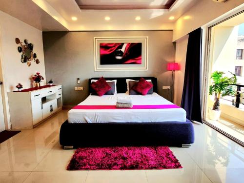 xanadu studio apartment 902
