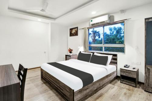 Super Townhouse Hatigaon Near Medicity Formerly Hotel Grand Majesty,,4 star