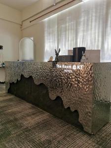 the room kt hotel