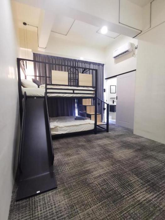 the room kt hotel