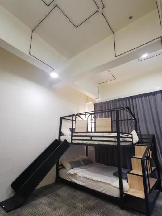 the room kt hotel