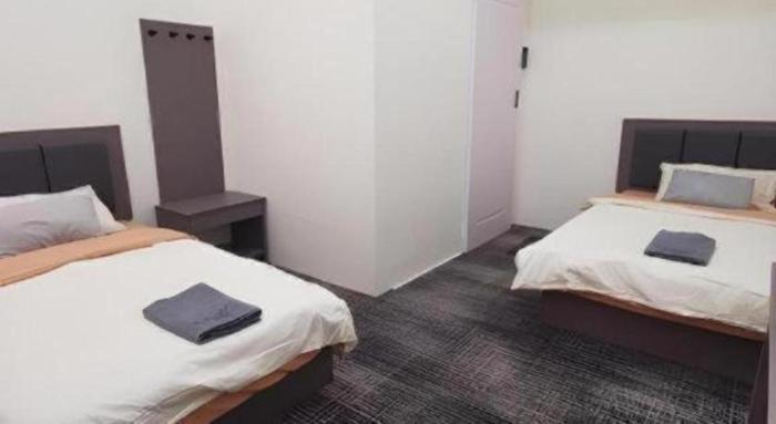 the room kt hotel