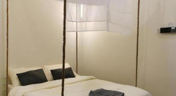 the room kt hotel