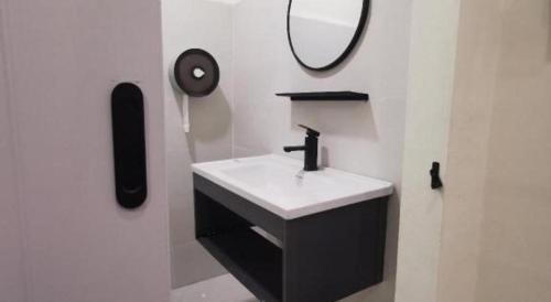 the room kt hotel