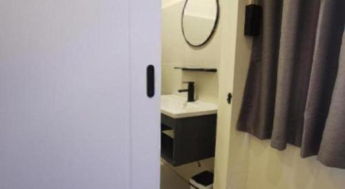 the room kt hotel