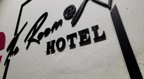 the room kt hotel