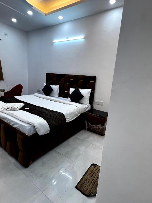hotel trending stay