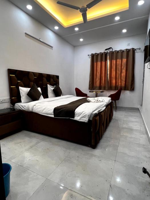 hotel trending stay
