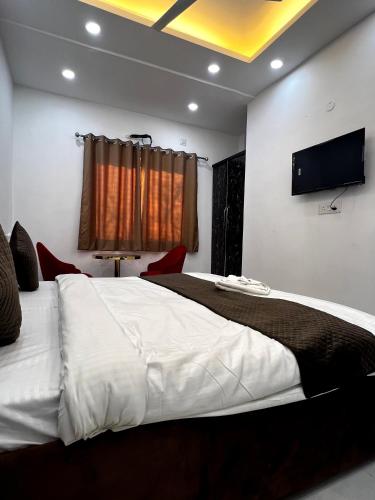hotel trending stay