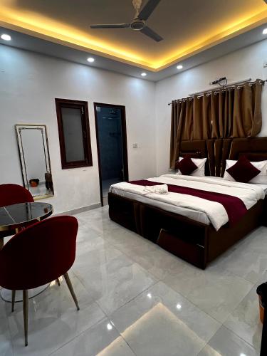 hotel trending stay
