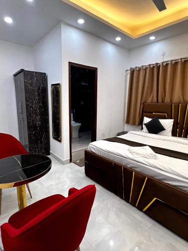 hotel trending stay