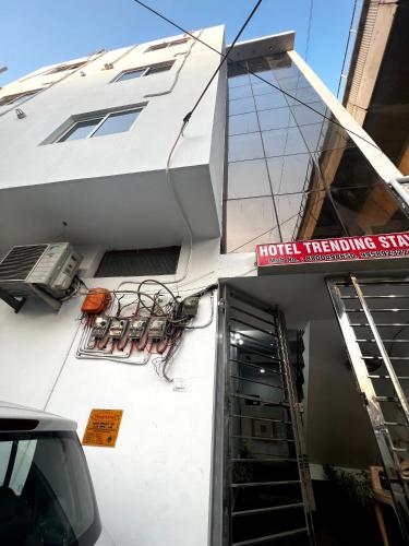 hotel trending stay