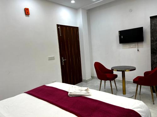 hotel trending stay