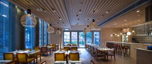 hotel indigo hong kong island by ihg