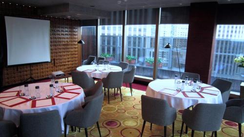 hotel indigo hong kong island by ihg
