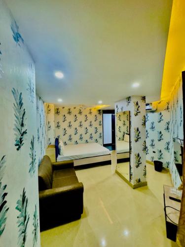 hotel diamond inn esplanade