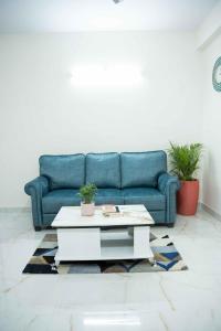 yellow bells serviced apartments hitech city