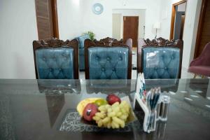 yellow bells serviced apartments hitech city