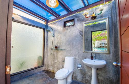 seaside villa 2 pools beach at 50m