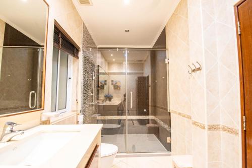 seaside villa 2 pools beach at 50m