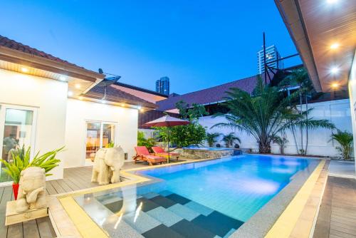 seaside villa 2 pools beach at 50m