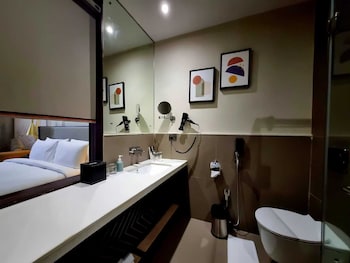 pramod lands end resort a member of radisson individuals