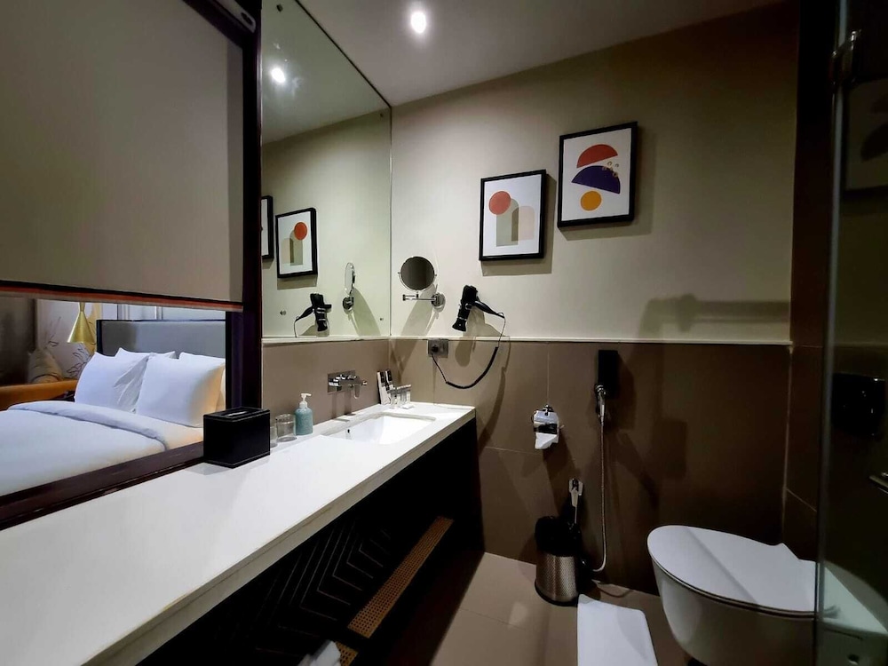 pramod lands end resort a member of radisson individuals