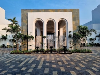 pramod lands end resort a member of radisson individuals