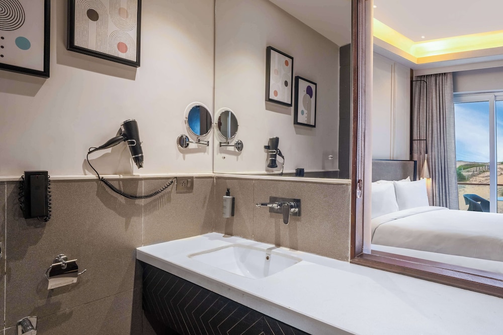 pramod lands end resort a member of radisson individuals