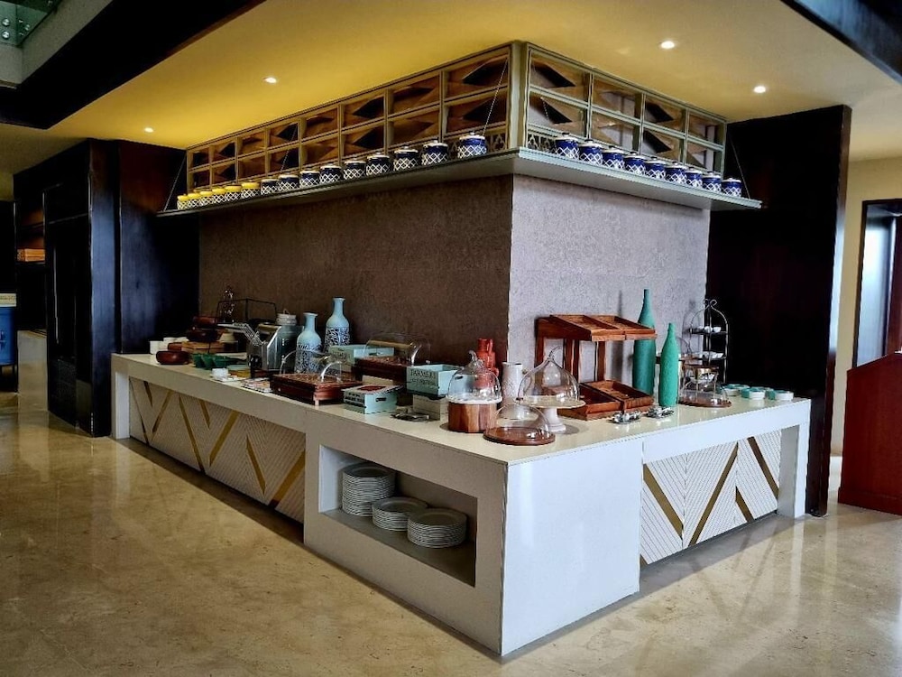 pramod lands end resort a member of radisson individuals