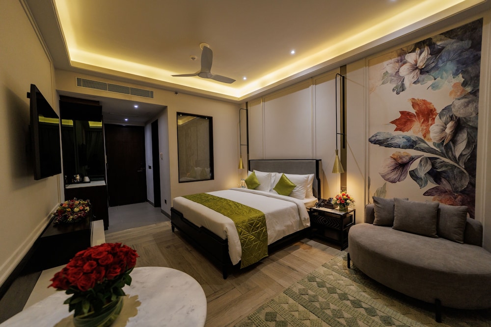 pramod lands end resort a member of radisson individuals