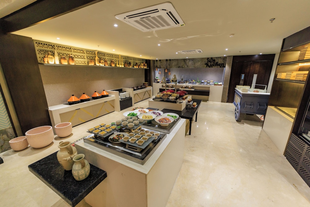 pramod lands end resort a member of radisson individuals