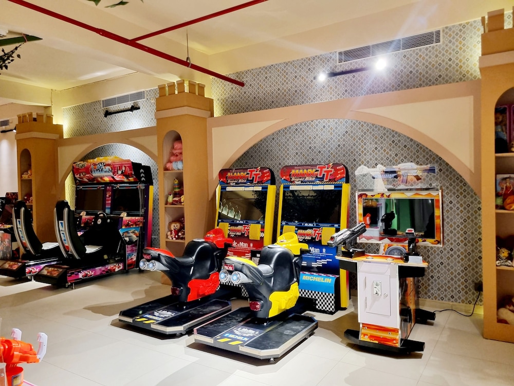 pramod lands end resort a member of radisson individuals