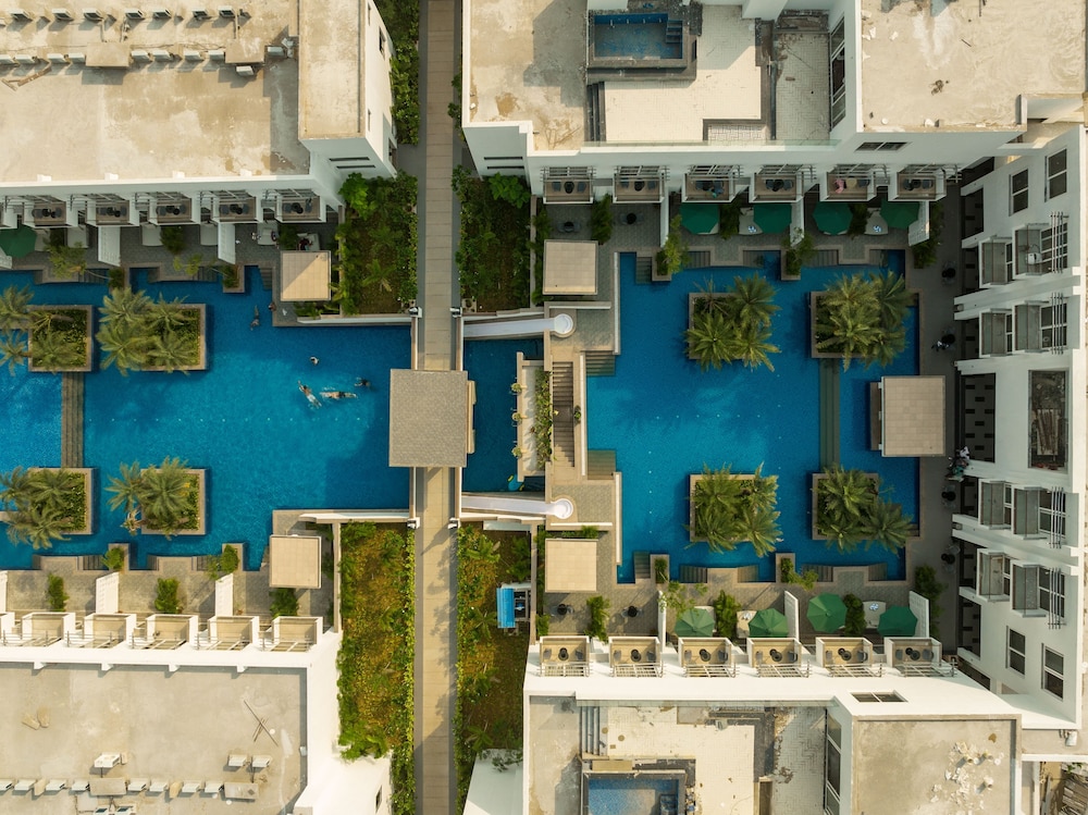 pramod lands end resort a member of radisson individuals