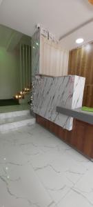 Hyton Grand Kilambakkam,,1 star